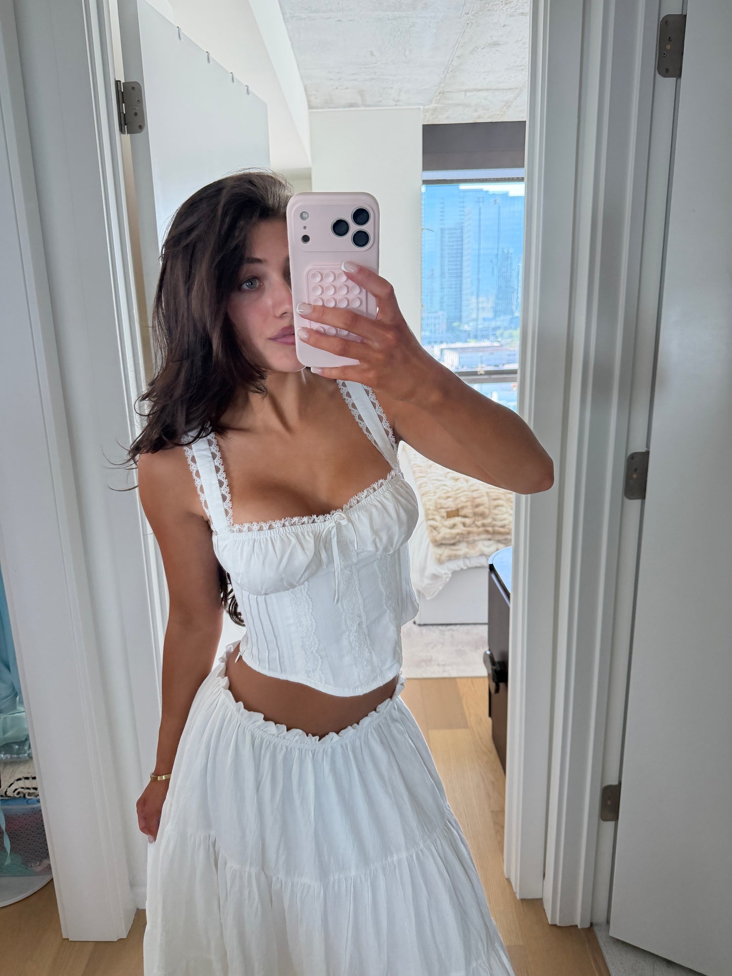 White Set