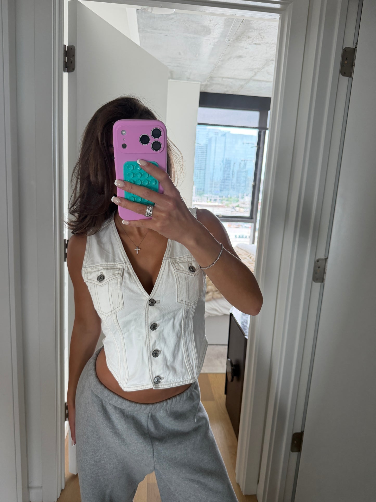 White jean top